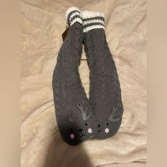 Women’s Just Cozy Grey Reindeer Slippers – (Women’s 8–12) | NWT - Picture 6 of 6